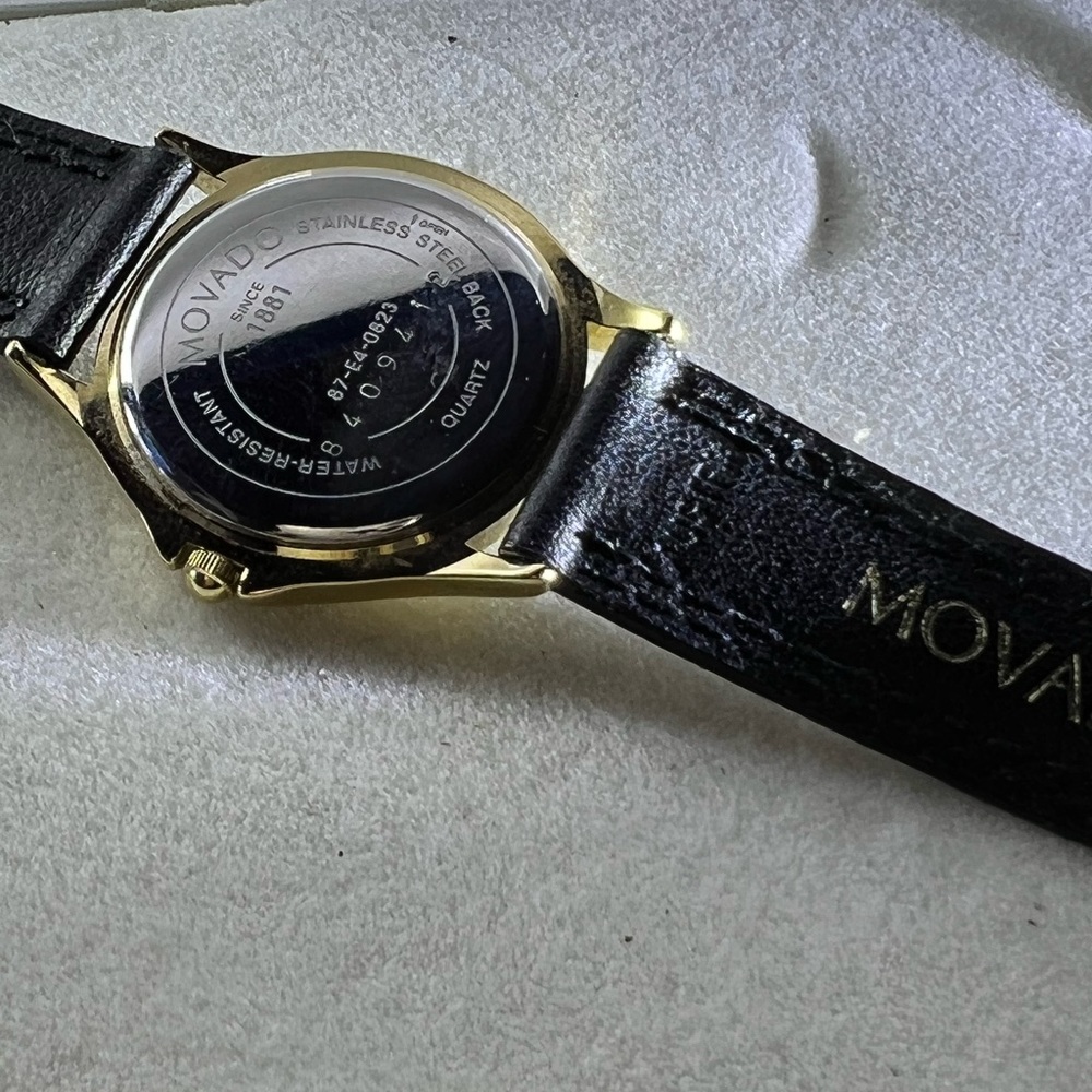 - Movado classic watch - Picture 7 of 10